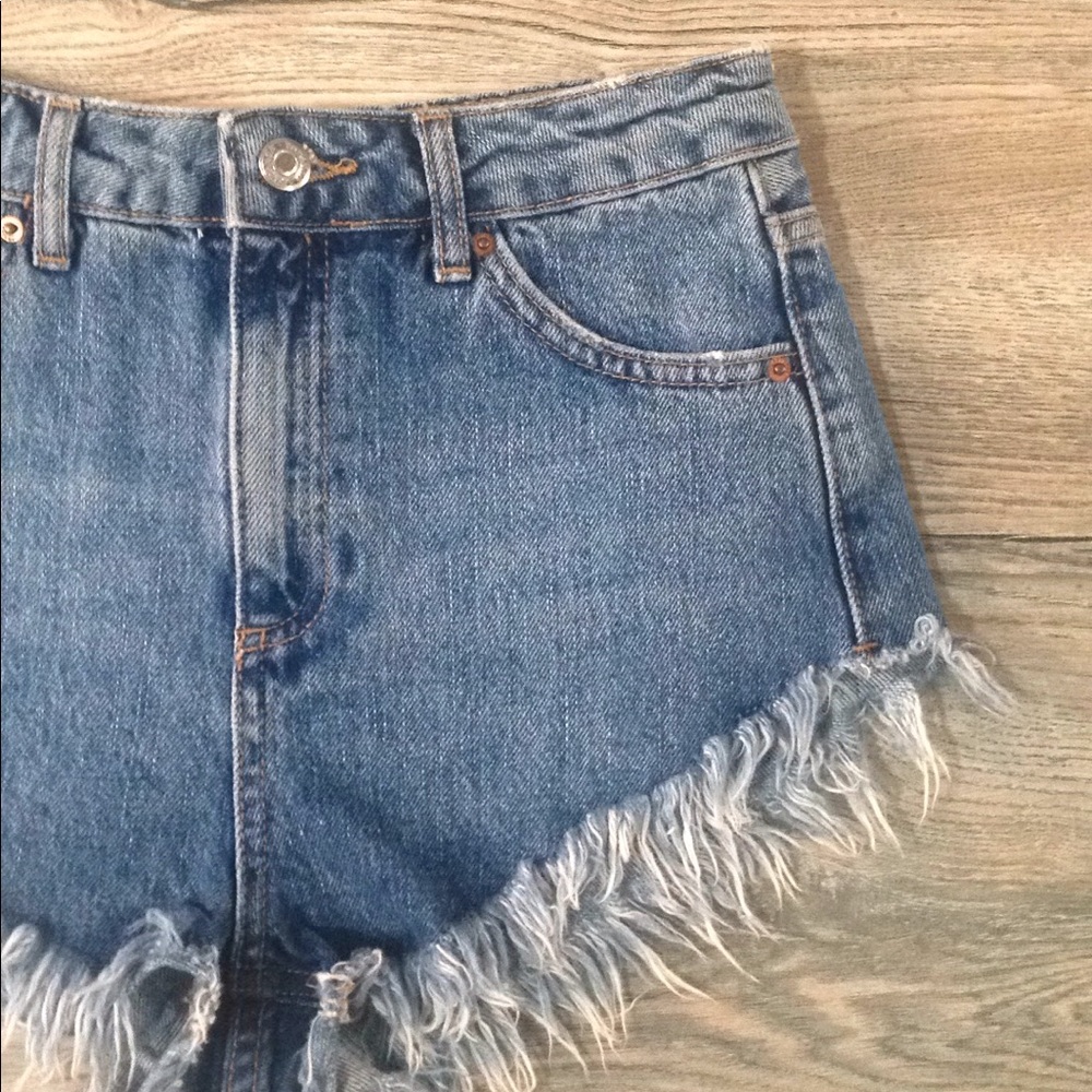 TopShop Denim shorts - Picture 2 of 10